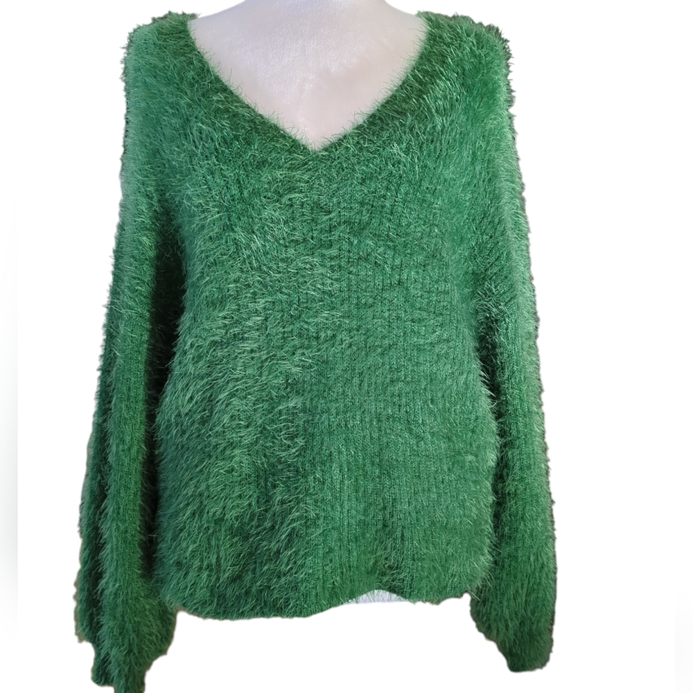 Etiquette Fuzzy sweater color green size S/M - Picture 1 of 4